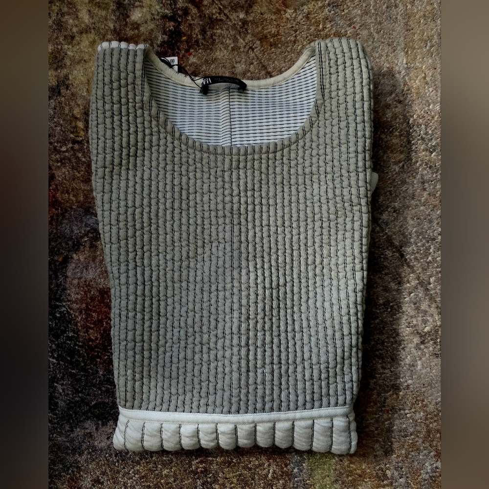 Zara Black and White Striped Knit Top - Picture 2 of 5